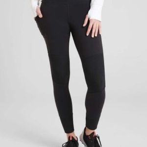 Athleta black excursion tight